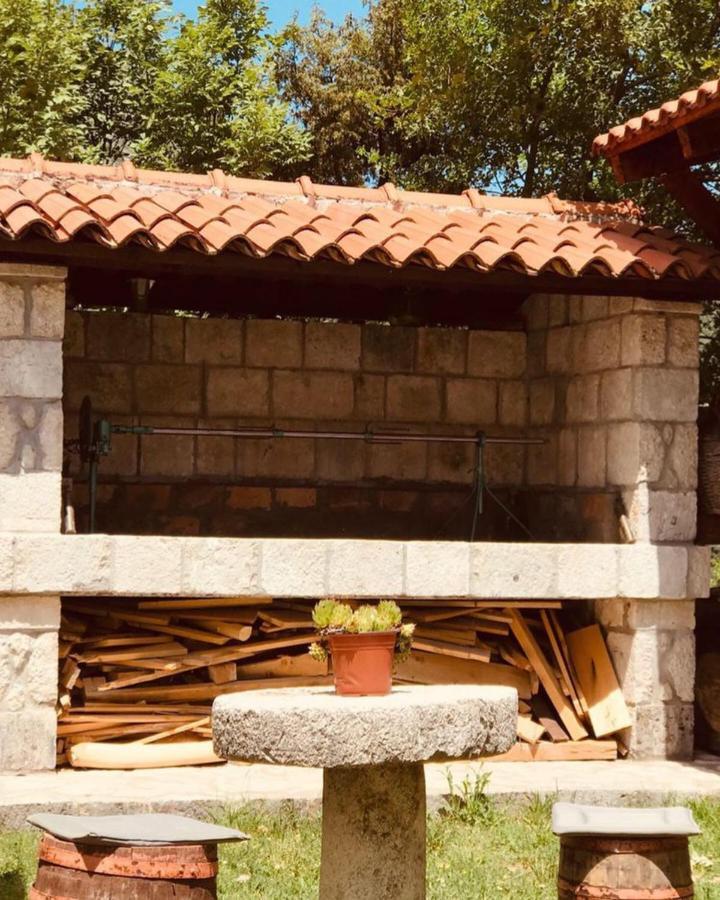 Vikendica,Bungalovi Lipska Pecina Cetynia Zewnętrze zdjęcie