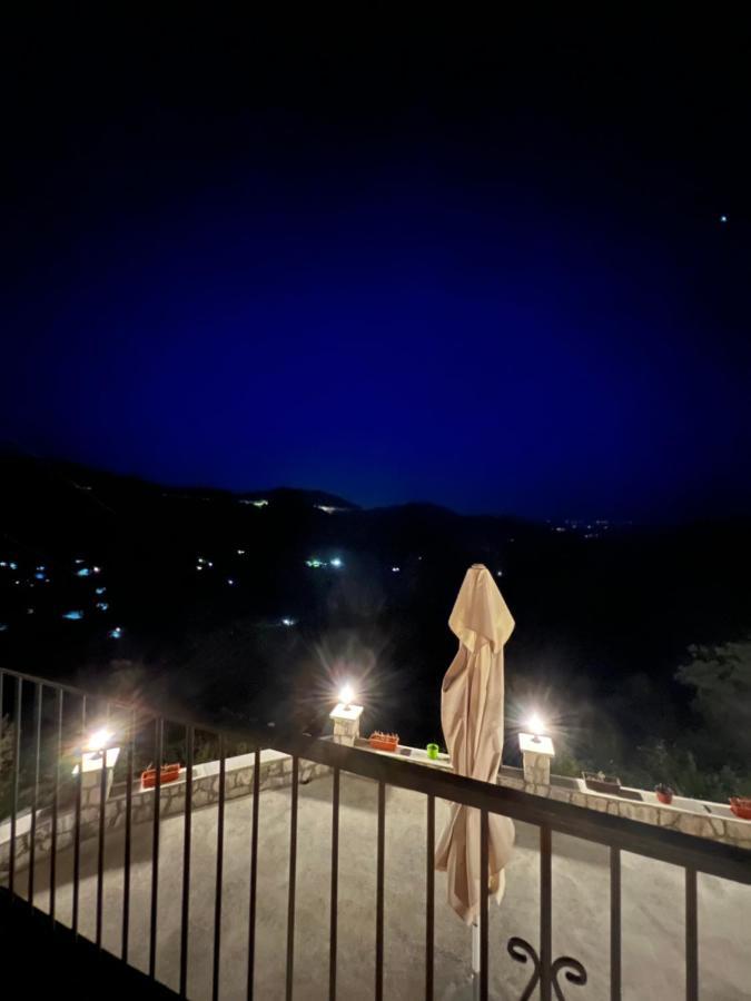 Vikendica,Bungalovi Lipska Pecina Cetynia Zewnętrze zdjęcie