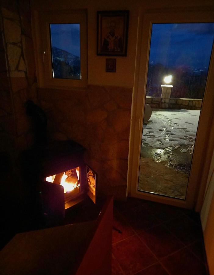 Vikendica,Bungalovi Lipska Pecina Cetynia Zewnętrze zdjęcie