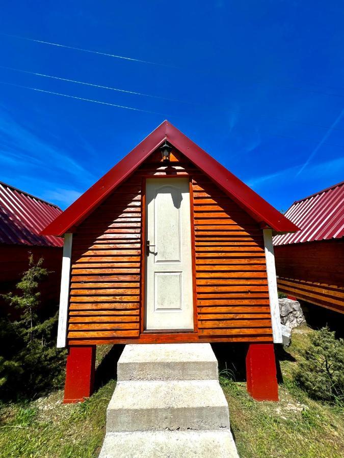 Vikendica,Bungalovi Lipska Pecina Cetynia Zewnętrze zdjęcie